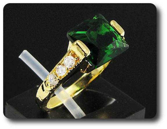 BAGUE EMERAUDE