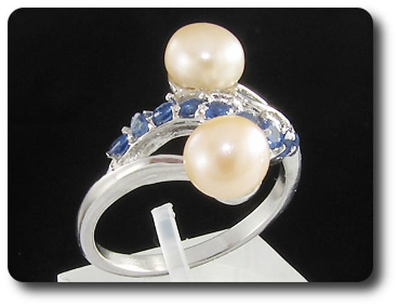 2x6mm Fresh Water Pearl Ring