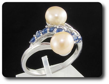 2x6mm Fresh Water Pearl Ring
