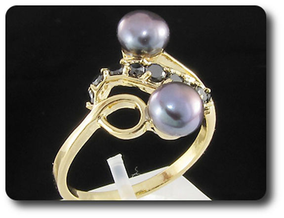 2x6mm Fresh Water Pearl Ring