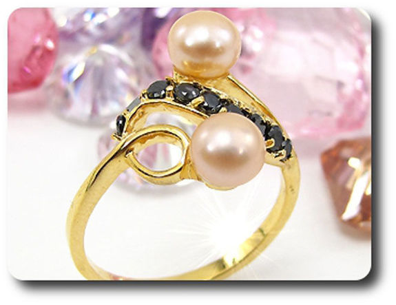 2x6mm Fresh Water Pearl Ring