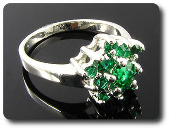 15x5-3mm Green Emerald Ring