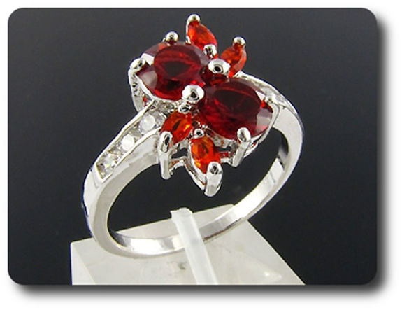 6x6-4mm Red Ruby Ring