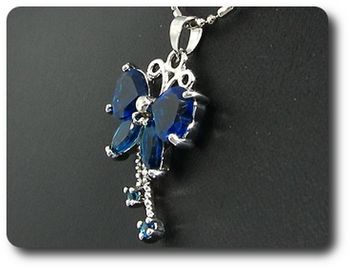 6x8-2 mm Blue Sapphire Pendant