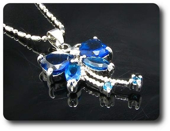 6x8-2 mm Blue Sapphire Pendant