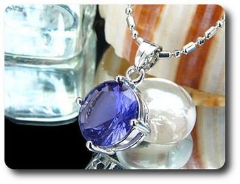 12x12 mm Purple Amethyst Pendant