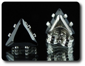 BOUCLES D'OREILLE SAPHIR NOIR