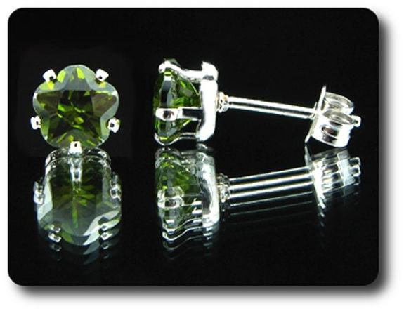 BOUCLES D'OREILLE SAPHIR VERT