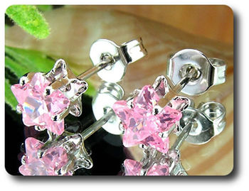 BOUCLES D'OREILLE SAPHIR ROSE