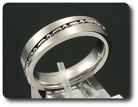 BAGUE HOMME MOTIF CHAINE