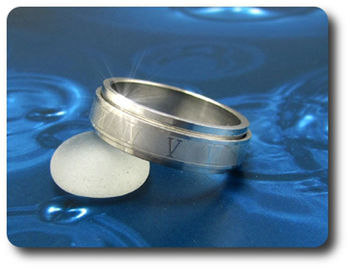 BAGUE HOMME MOTIF ROMAIN