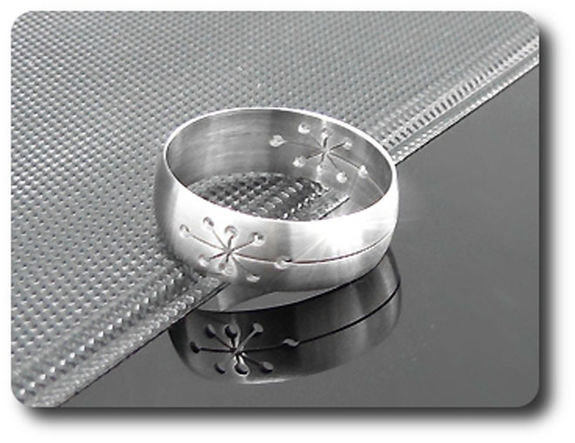 Fashionable Men Ring