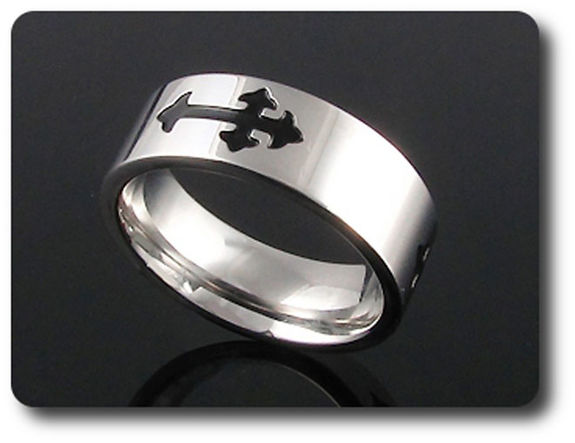 BAGUE HOMME MOTIF CROIX