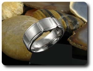 Fashionable Men Ring