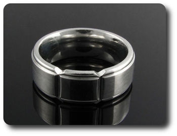 Fashionable Men Ring