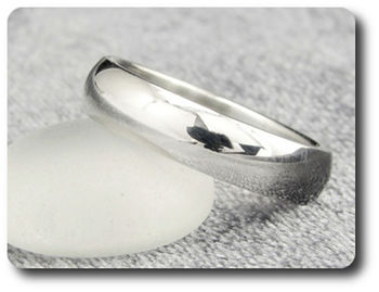 Fashionable Men Ring
