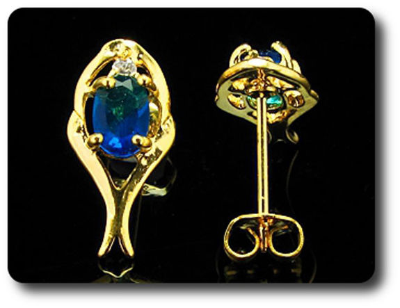 BOUCLES D'OREILLE SAPHIR BLEU