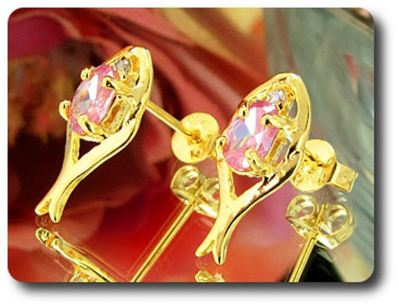 BOUCLES D'OREILLE SAPHIR ROSE