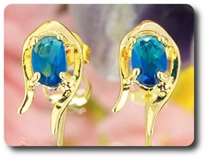 BOUCLES D'OREILLE SAPHIR BLEU
