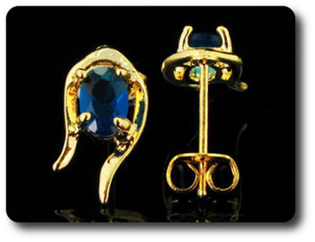 BOUCLES D'OREILLE SAPHIR BLEU