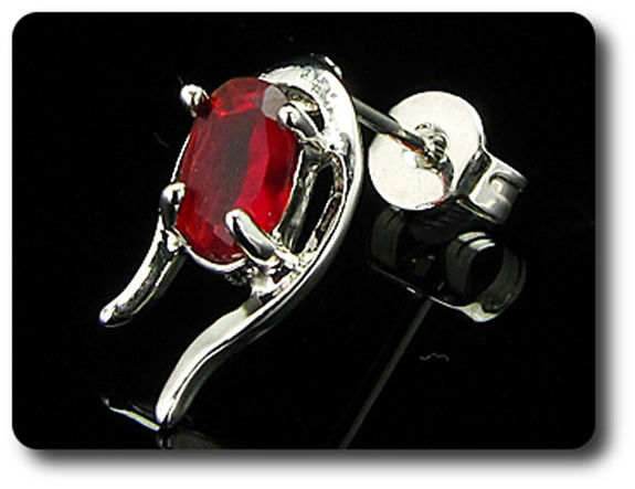 BOUCLES D'OREILLE RUBIS