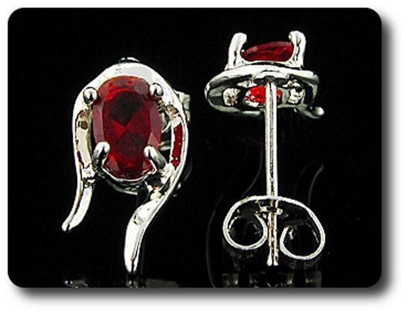 BOUCLES D'OREILLE RUBIS