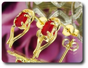 BOUCLES D'OREILLE RUBIS