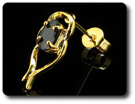 BOUCLES D'OREILLE SAPHIR NOIR