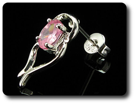 BOUCLES D'OREILLE SAPHIR ROSE