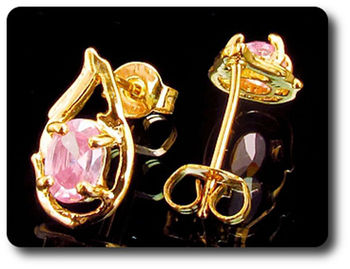 BOUCLES D'OREILLE SAPHIR ROSE