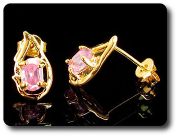 BOUCLES D'OREILLE SAPHIR ROSE