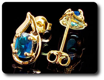 BOUCLES D'OREILLE SAPHIR BLEU