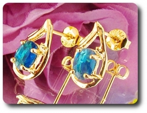 BOUCLES D'OREILLE SAPHIR BLEU