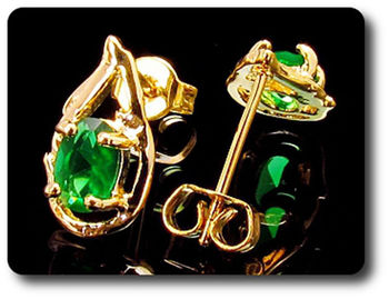 BOUCLES D'OREILLE EMERAUDE