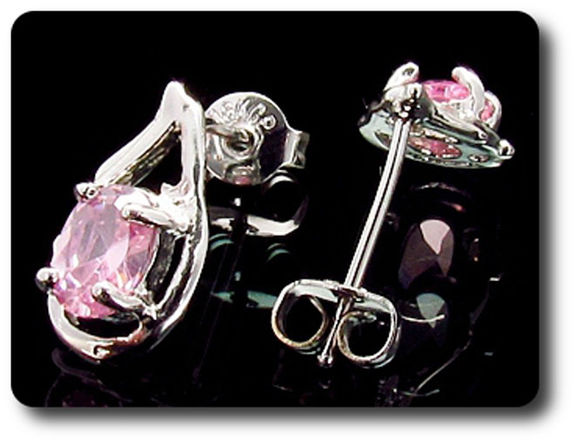 BOUCLES D'OREILLE SAPHIR ROSE