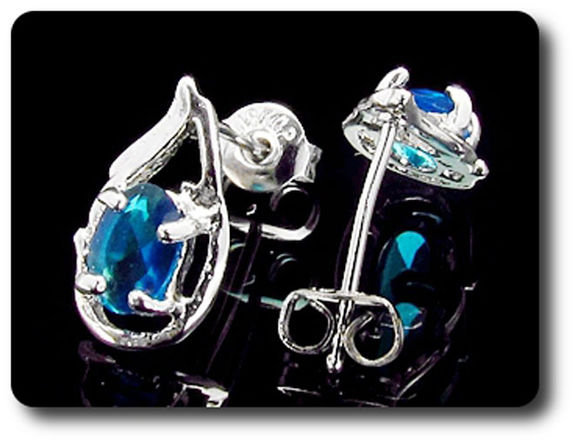 BOUCLES D'OREILLE SAPHIR BLEU