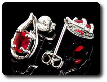 BOUCLES D'OREILLE RUBIS