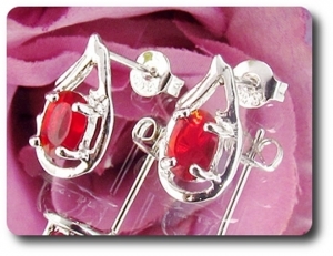 BOUCLES D'OREILLE RUBIS