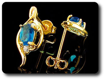 BOUCLES D'OREILLE SAPHIR BLEU