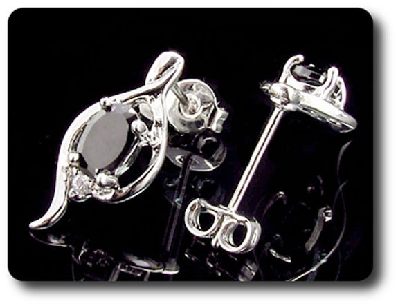 BOUCLES D'OREILLE SAPHIR NOIR