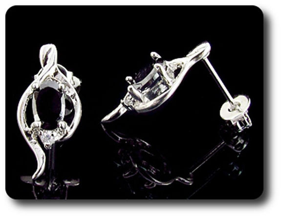 BOUCLES D'OREILLE SAPHIR NOIR