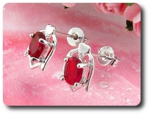BOUCLES D'OREILLE RUBIS