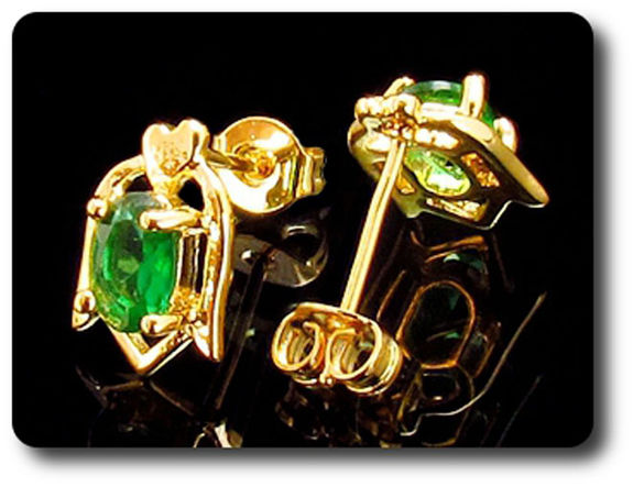 BOUCLES D'OREILLE EMERAUDE