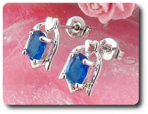 BOUCLES D'OREILLE SAPHIR BLEU