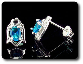 BOUCLES D'OREILLE SAPHIR BLEU