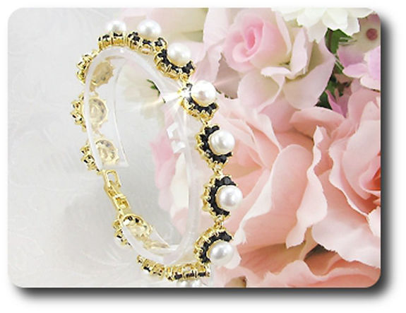 130x2mm Black Sapphire & Pearl Bracelet