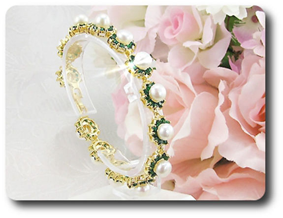 130x2mm Green Emerald & Pearl Bracelet