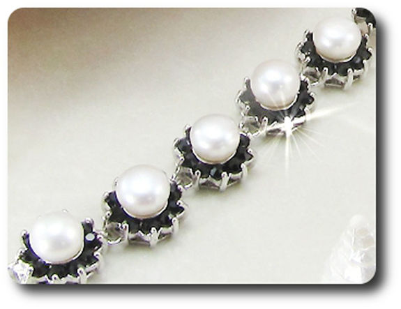 BRACELET SAPHIR NOIR & PERLES