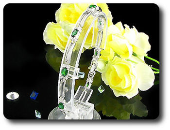 8x3mm Green Emerald Bracelet