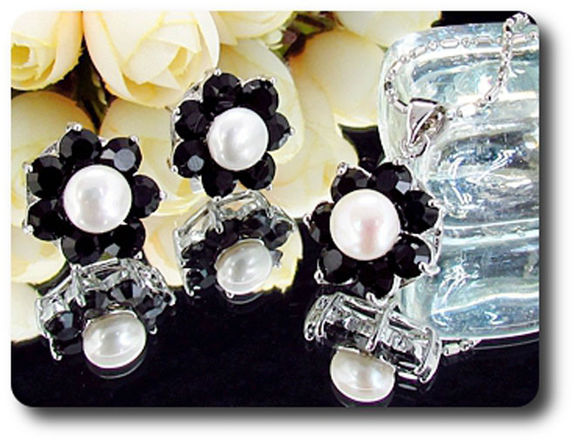 21x5mm Black Sapphire & Pearl Pendant Earrings Set